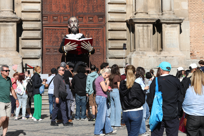 Con sabor a México y vocación internacional: la XXI Feria del Libro arranca en el corazón de Toledo