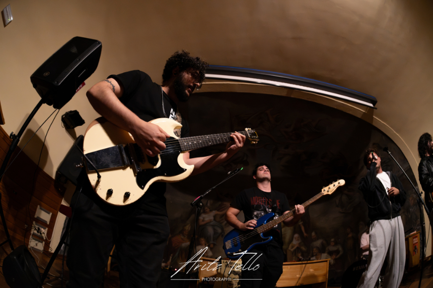 Músicos de Toledo apoyan la huelga general con un concierto en el castillo de San Servando