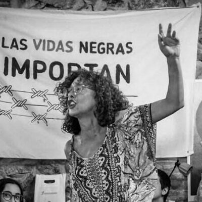 Alicia Es. Martínez, del 'greenwashing' al decrecimiento: "El poema se convierte en tabla de salvación y en arma"