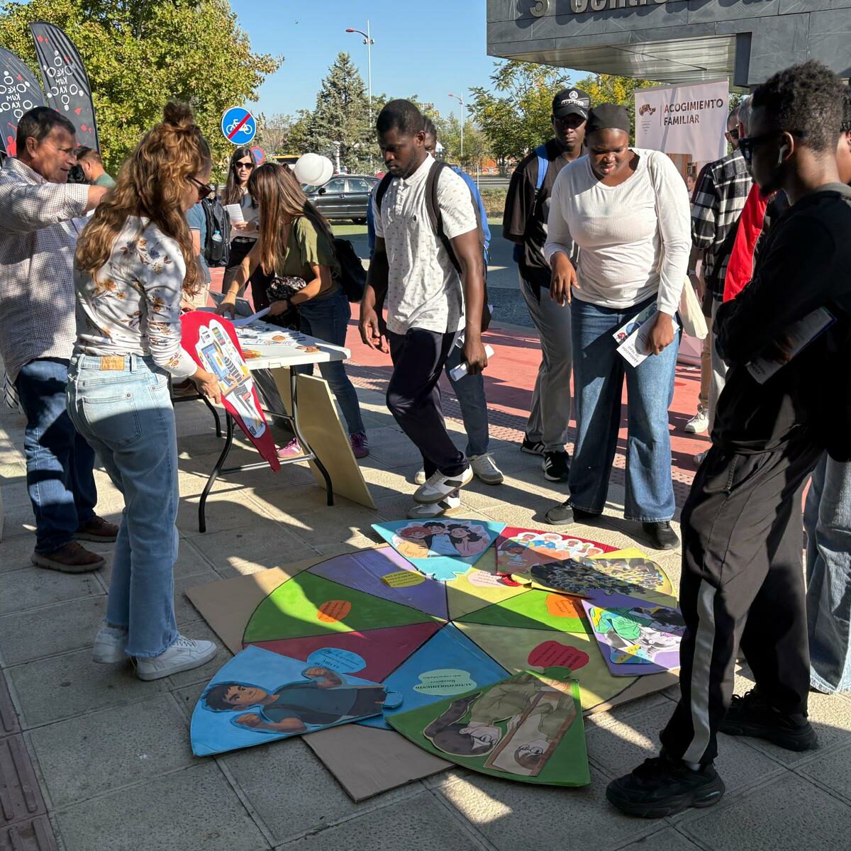 Construyendo barrio: así fue la Feria de Entidades y Participación Social de Santa Bárbara