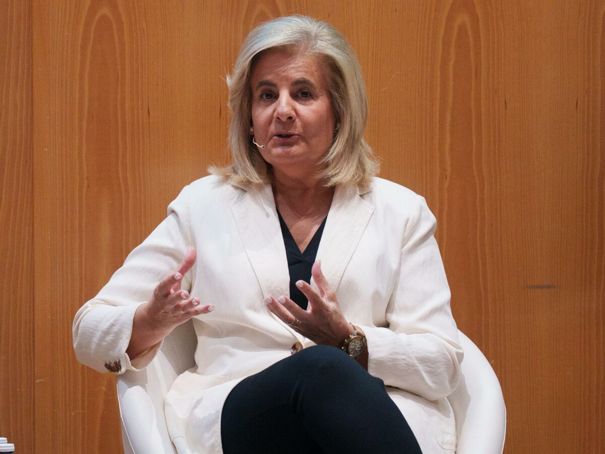 Muere la que fuera ministra de Empleo Fátima Báñez en el accidente de Urda