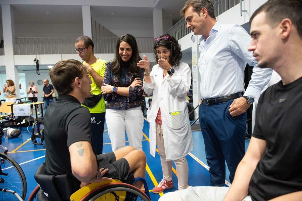 El Hospital de Parapléjicos acerca el deporte adaptado a sus pacientes con una feria de 18 disciplinas