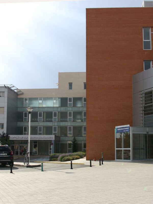 Herido un trabajador de 57 años tras precipitarse desde una escalera a tres metros de altura en Quintanar de la Orden