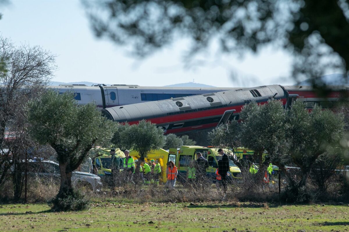 La jueza decreta el secreto de sumario y prohíbe el acceso y las imágenes en la zona del accidente de tren de Urda