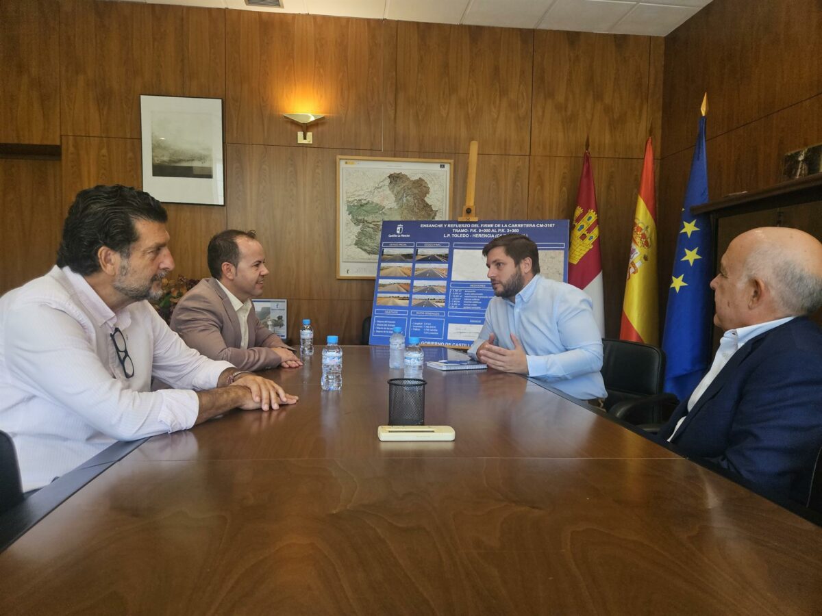 La Junta invertirá 1,16 millones para mejorar la carretera que conecta Herencia con la provincia de Toledo