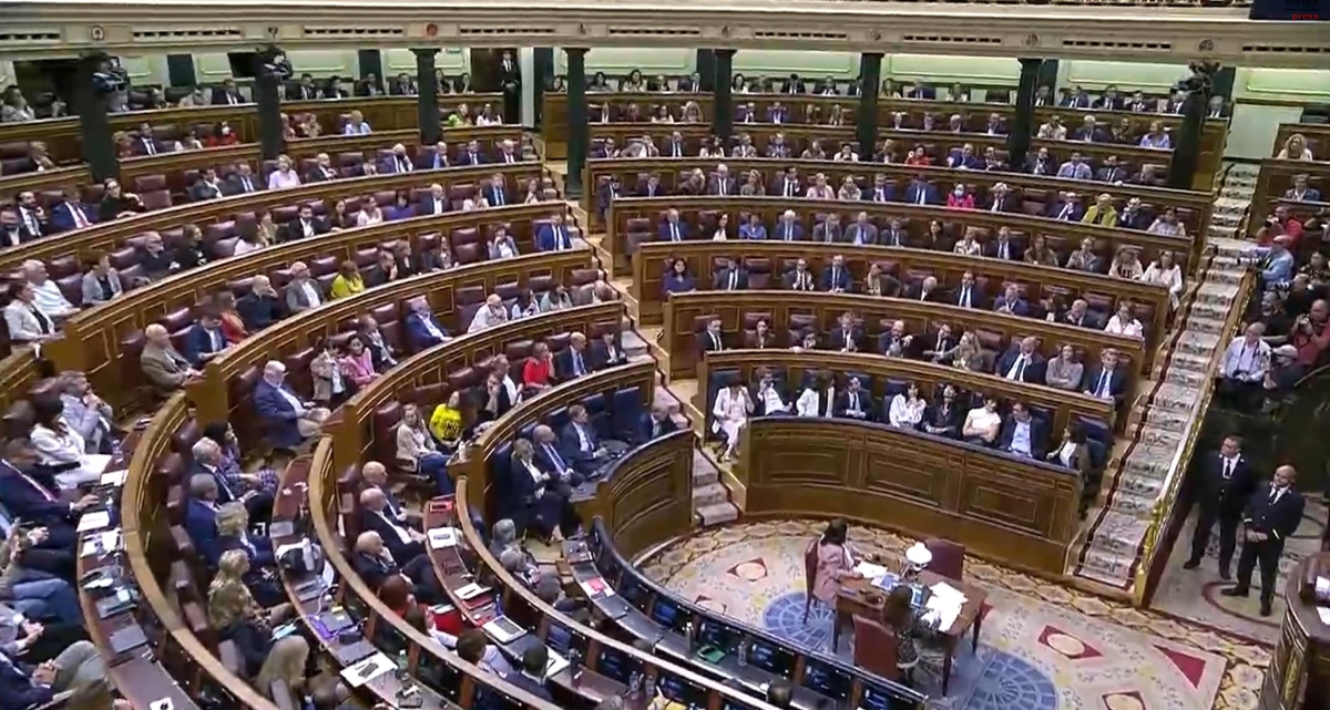 Las derechas tumban los decretos de vivienda pese a la movilización social y se abre la puerta a un adelanto electoral